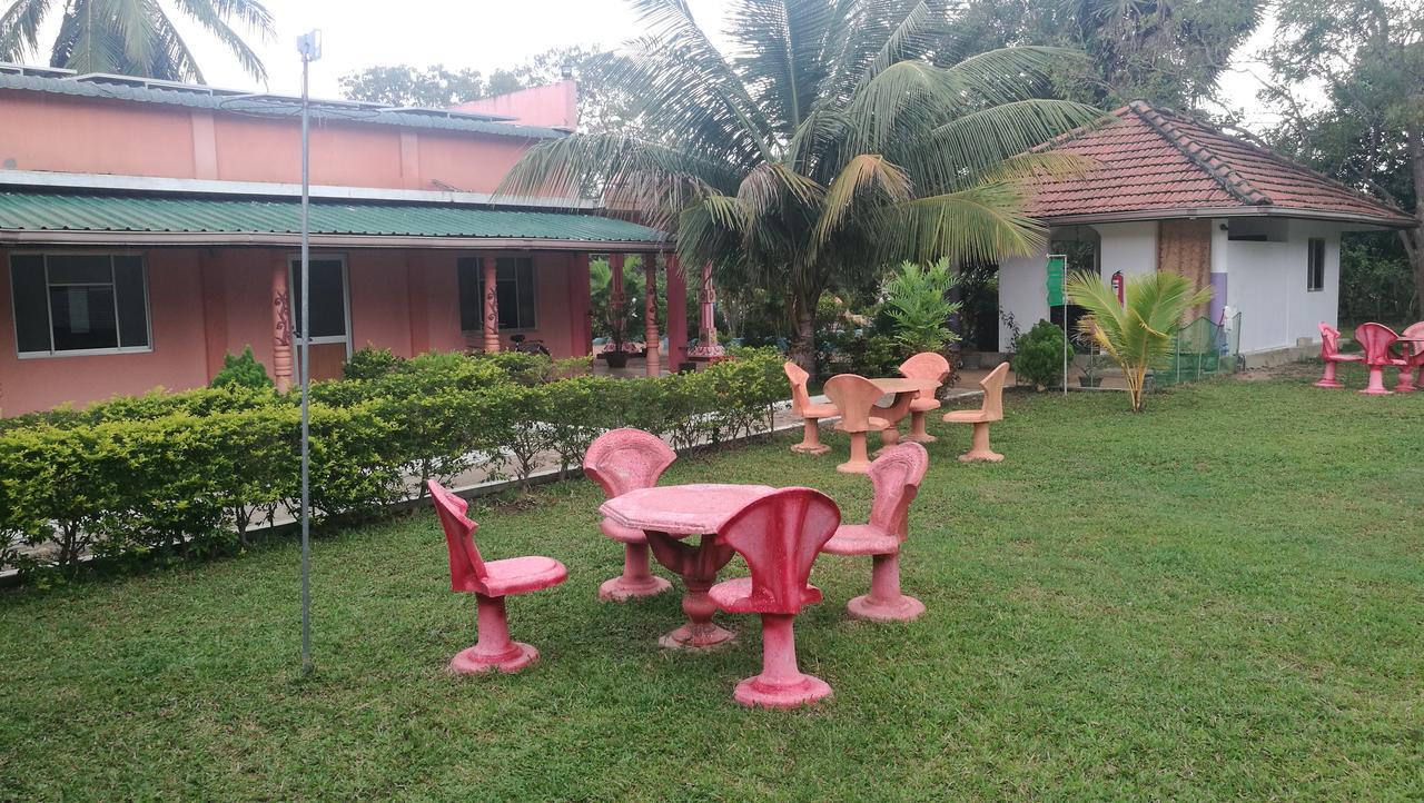 Friends Paradise Kilinochchi ภายนอก รูปภาพ