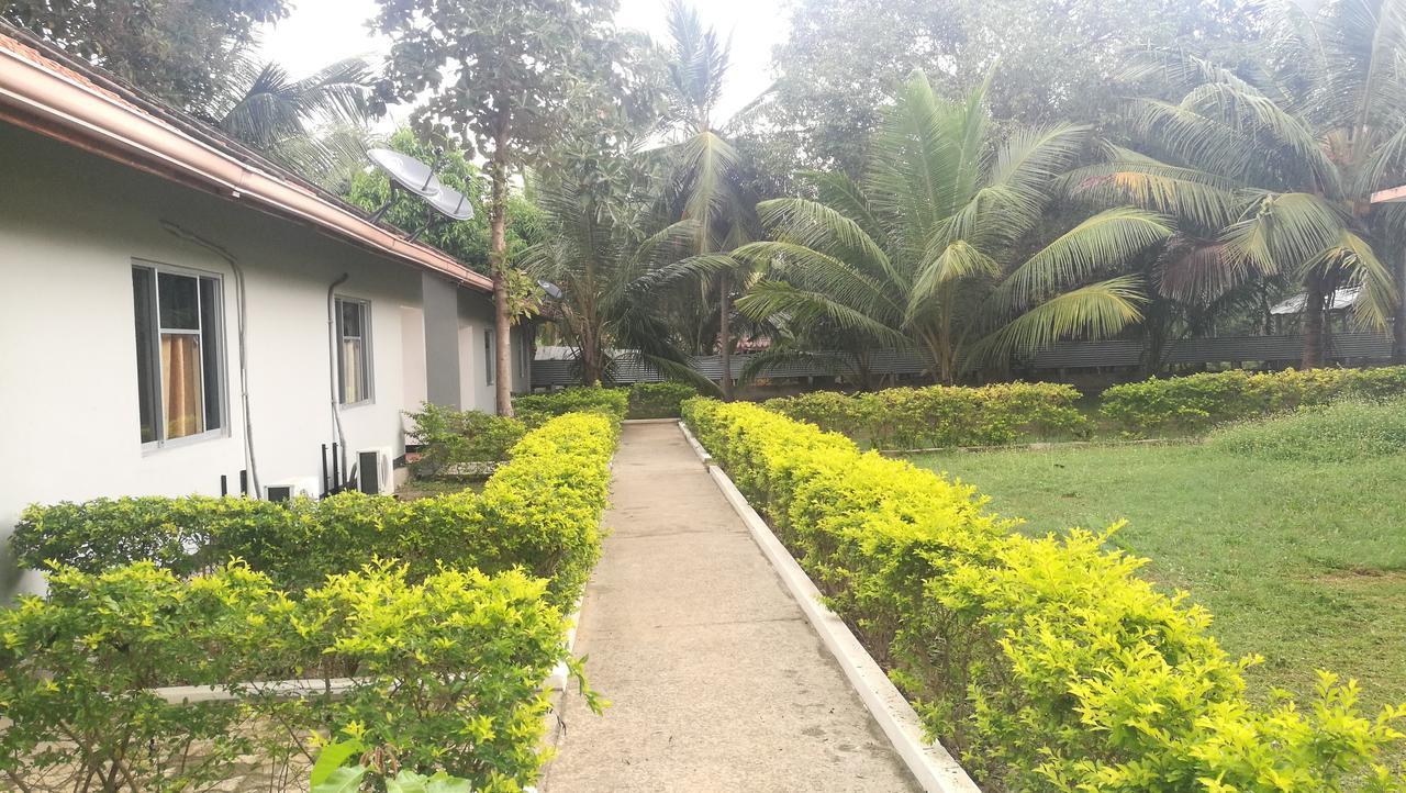 Friends Paradise Kilinochchi ภายนอก รูปภาพ